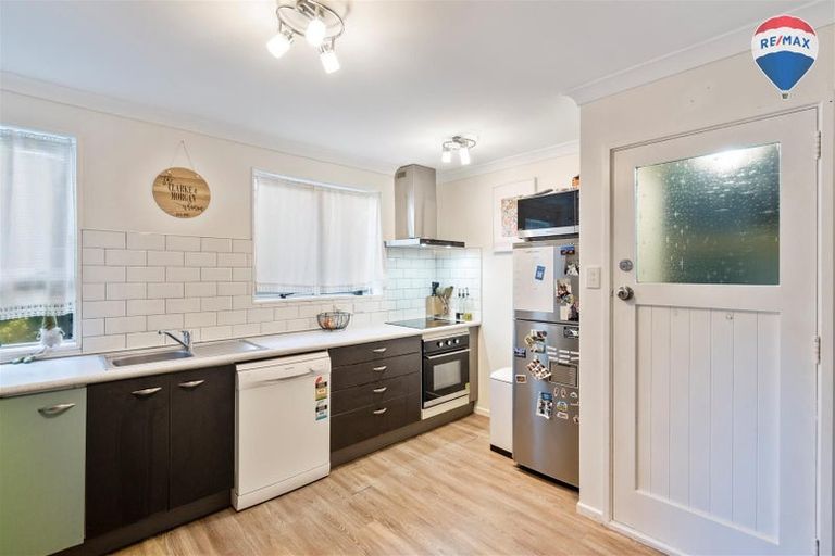 Photo of property in 24a Logie Street, Stokes Valley, Lower Hutt, 5019