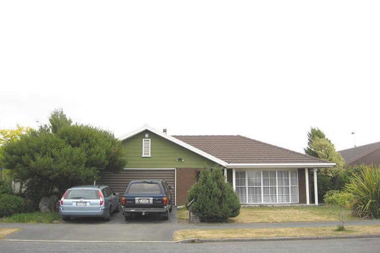 Photo of property in 39 Radiata Avenue, Parklands, Christchurch, 8083