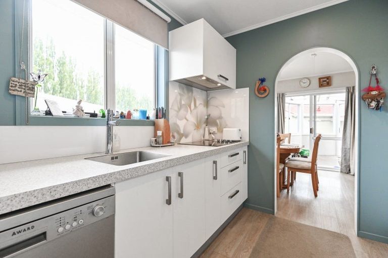 Photo of property in 533 Lowe Street, Camberley, Hastings, 4120