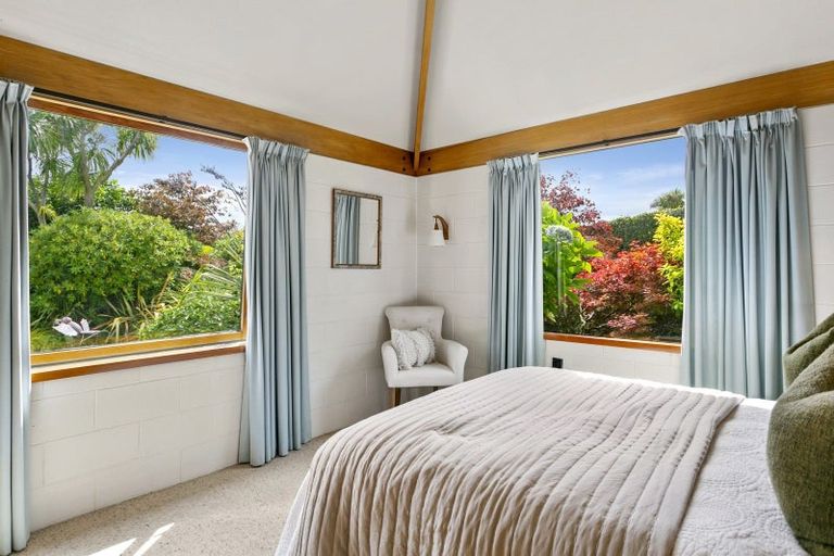 Photo of property in 1 Harvey Street, Waipahihi, Taupo, 3330