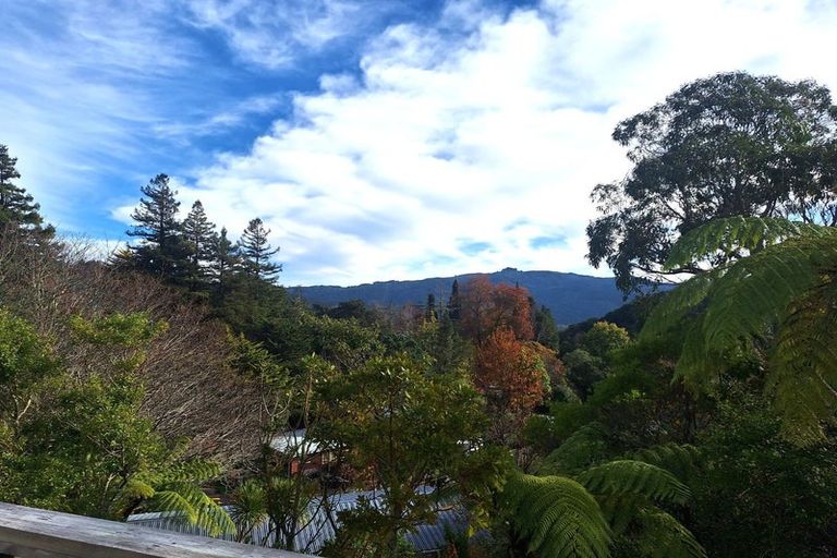 Photo of property in 7 Chichester Drive, Pinehaven, Upper Hutt, 5019