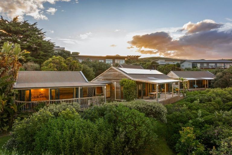 Photo of property in 197 Harper Road, Waimarama, Havelock North, 4294