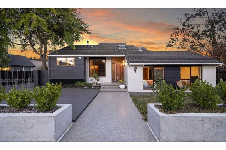 Photo of property in 2 Michigan Place, Burwood, Christchurch, 8083