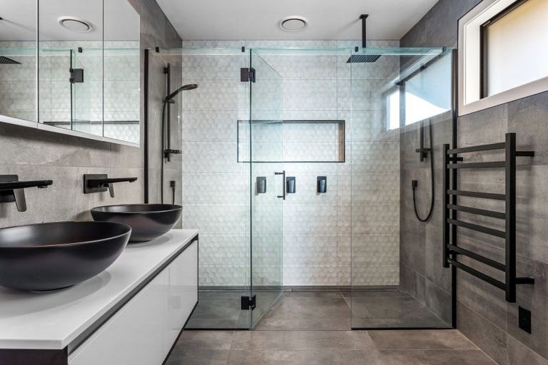 Photo of property in 16 Valour Drive, Rangiora, 7400