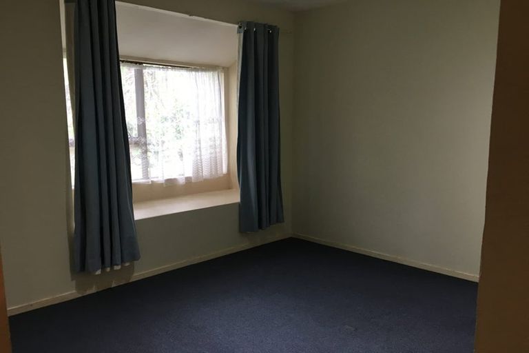 Photo of property in 9 Micawber Place, Mellons Bay, Auckland, 2014