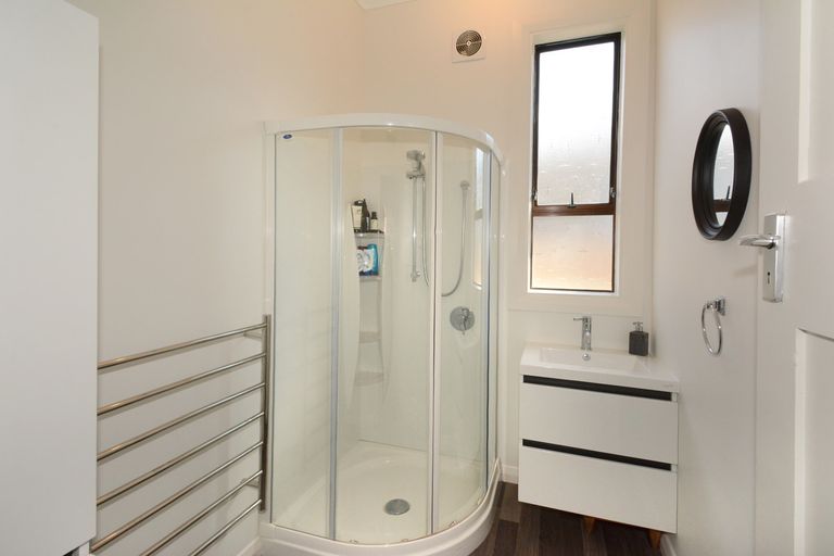 Photo of property in 156 Bay View Road, South Dunedin, Dunedin, 9012