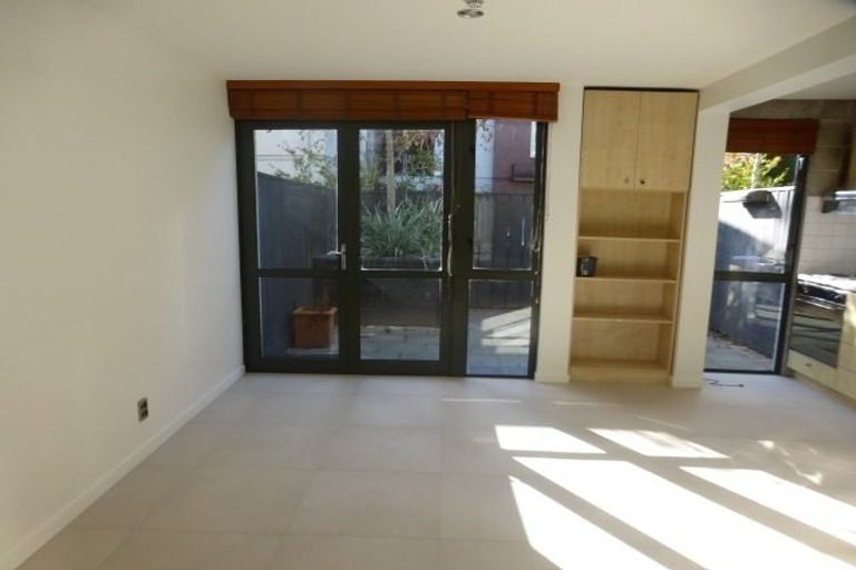 Photo of property in 6/868 Colombo Street, Christchurch Central, Christchurch, 8013