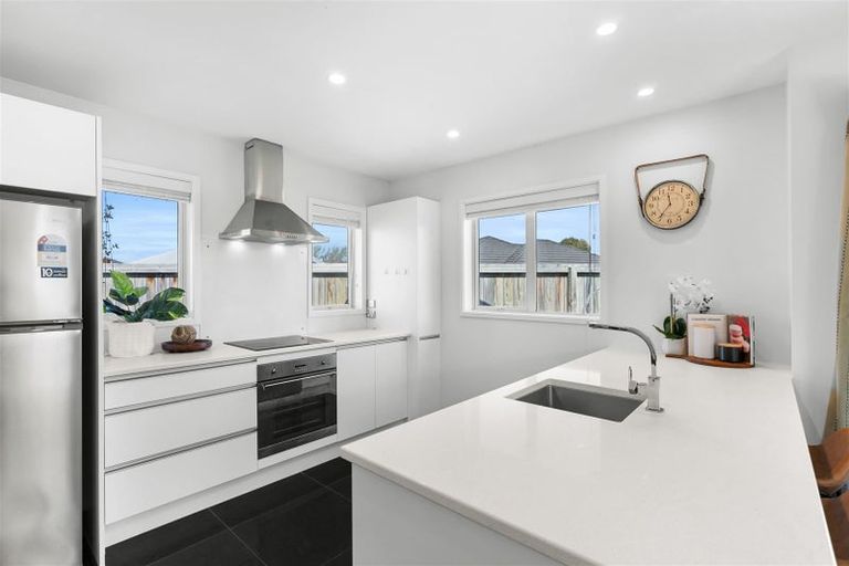 Photo of property in 24 Maka Lane, Halswell, Christchurch, 8025