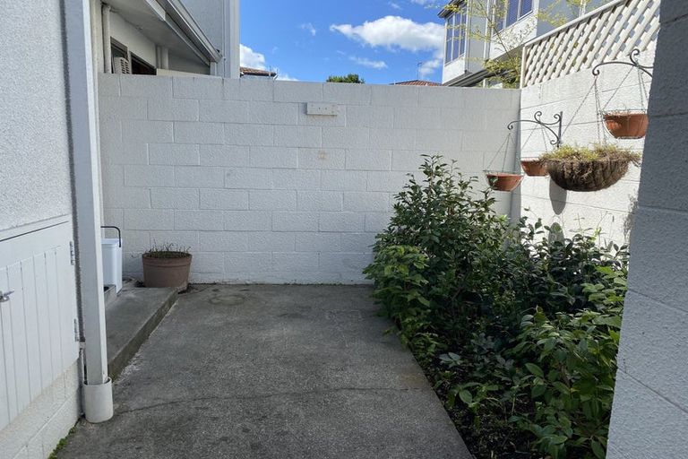 Photo of property in 4/14 Greenwood Road, Havelock North, 4130