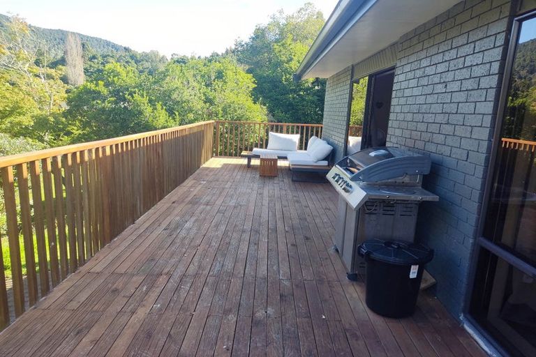 Photo of property in 2 Branch Road, Lake Okareka, Rotorua, 3076