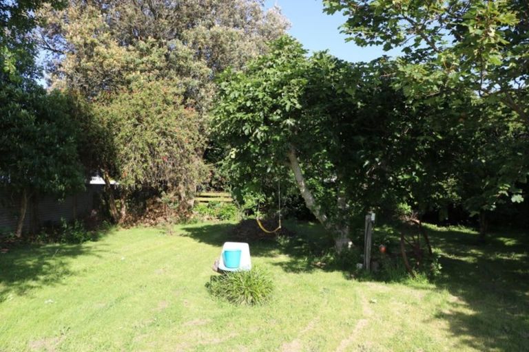 Photo of property in 12 Easton Street, Foxton, 4814