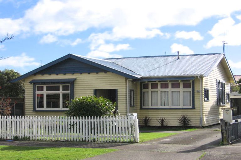 Photo of property in 7 Argyle Avenue, Takaro, Palmerston North, 4410