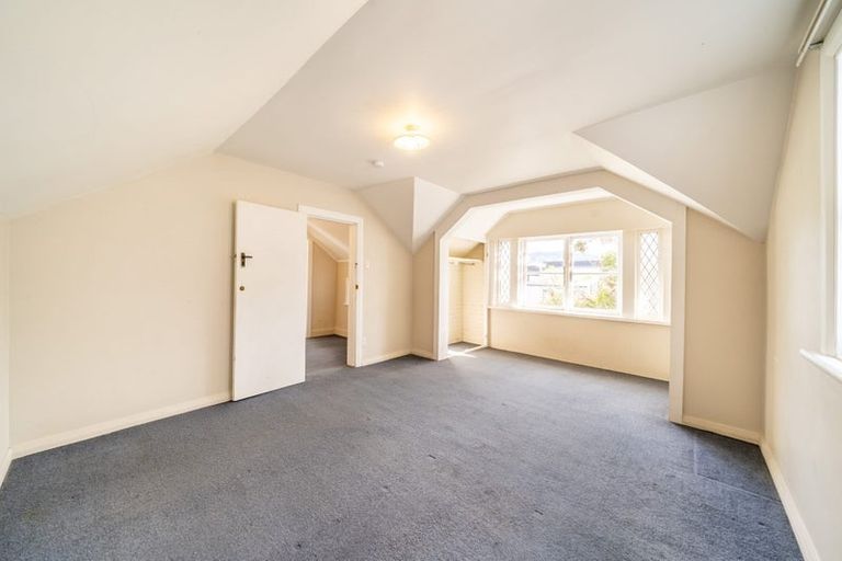 Photo of property in 75 Brougham Street, Mount Victoria, Wellington, 6011