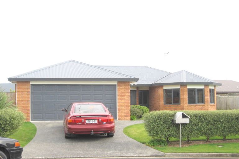 Photo of property in 5 Mckenzie Place, Rototuna North, Hamilton, 3210