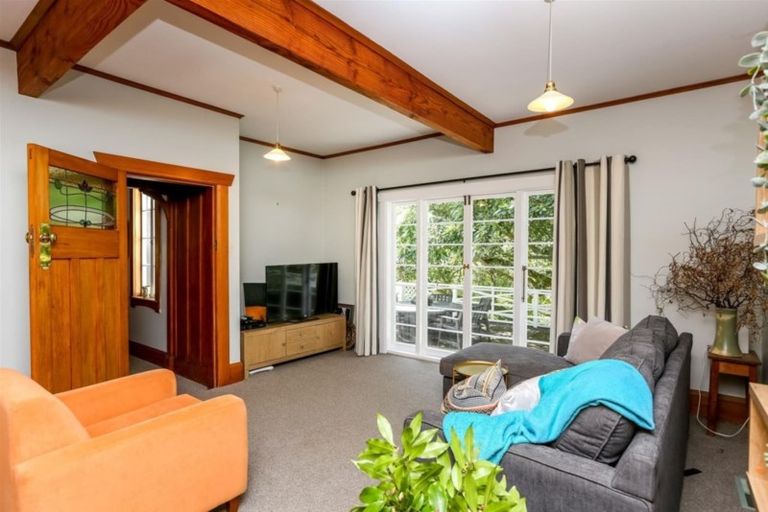 Photo of property in 37a Cameron Street, New Plymouth, 4310