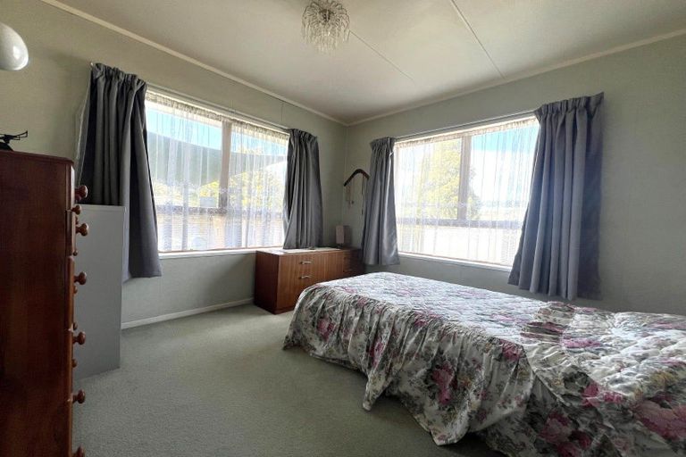 Photo of property in 10 Mangarino Street, Te Kuiti, 3910