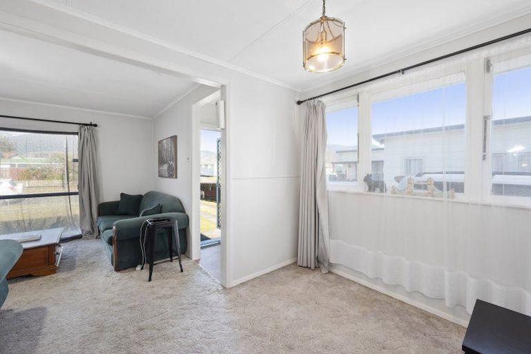 Photo of property in 46 Hingaia Street, Turangi, 3334