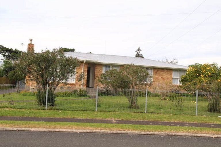 Photo of property in 3 Moffitt Place, Mangere East, Auckland, 2024