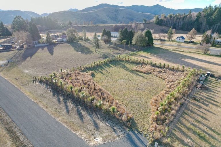 Photo of property in 16 Soper Street, Athol, 9793