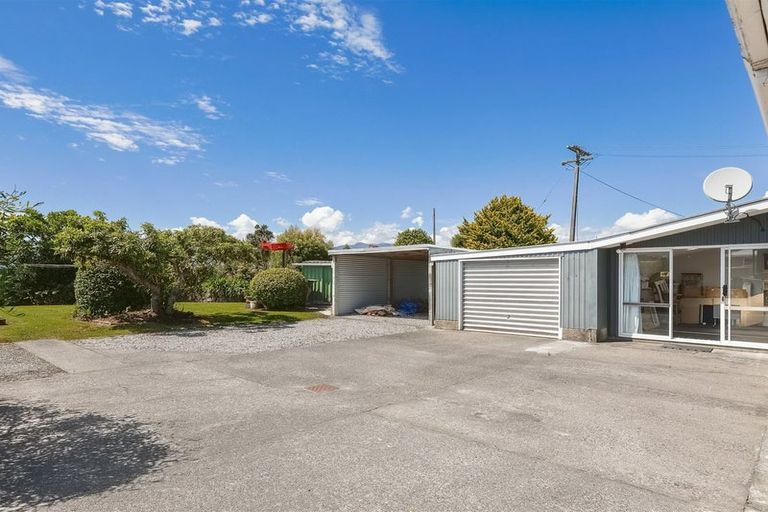 Photo of property in 81 Domett Street, Westport, 7825