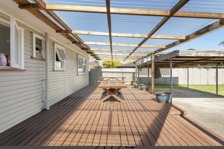 Photo of property in 148 Hall Avenue, Favona, Auckland, 2024