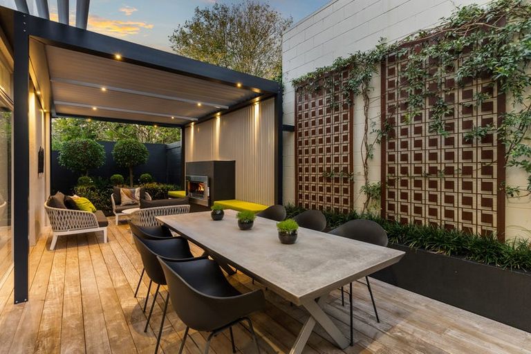 Photo of property in 4a Sarsfield Street, Herne Bay, Auckland, 1011