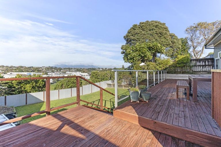 Photo of property in 72 Clemow Road, Fitzroy, New Plymouth, 4312