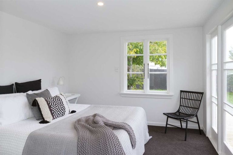 Photo of property in 72 Marriotts Road, North New Brighton, Christchurch, 8083