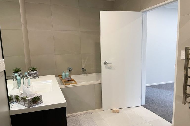 Photo of property in 41 Koura Drive, Red Beach, 0932