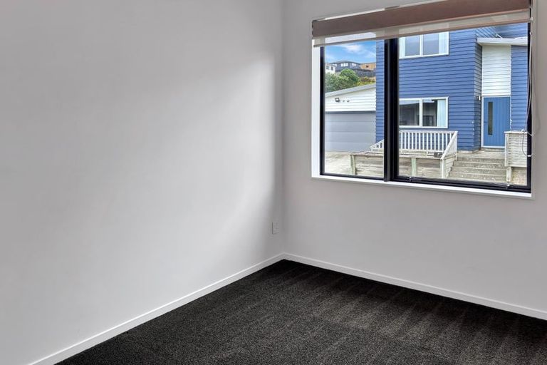 Photo of property in 62 Spenmoor Street, Newlands, Wellington, 6037