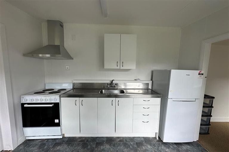 Photo of property in 63 Constable Street, Newtown, Wellington, 6021