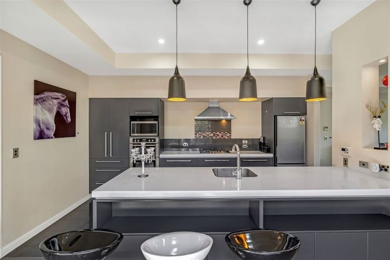 Photo of property in 31 Factory Road, Belfast, Christchurch, 8051