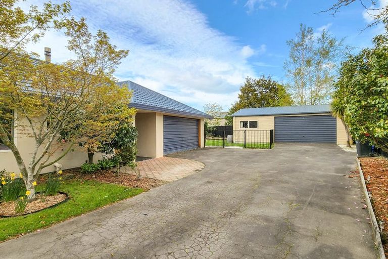 Photo of property in 14 Wingatui Road, Mosgiel, 9024