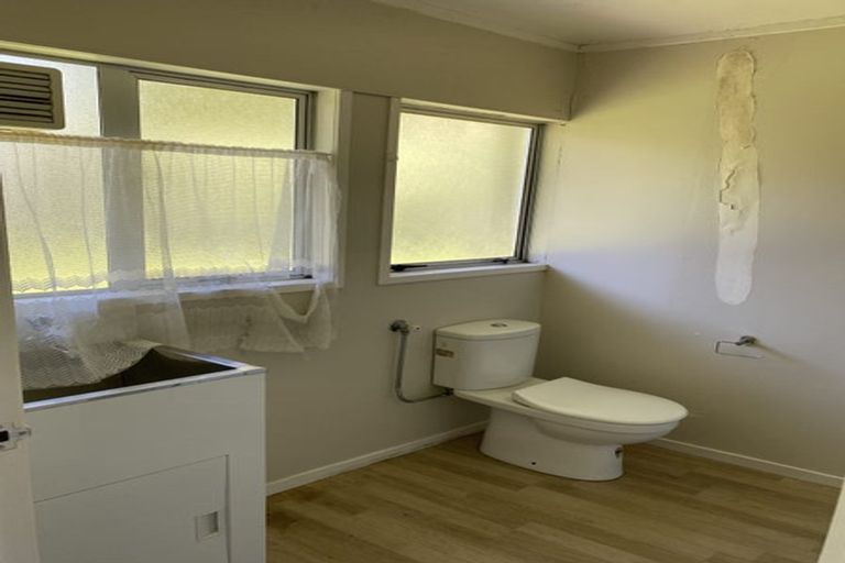 Photo of property in 2/12 Oakley Avenue, Claudelands, Hamilton, 3214