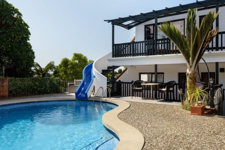 Photo of property in 35 Glenn Terrace, Otumoetai, Tauranga, 3110