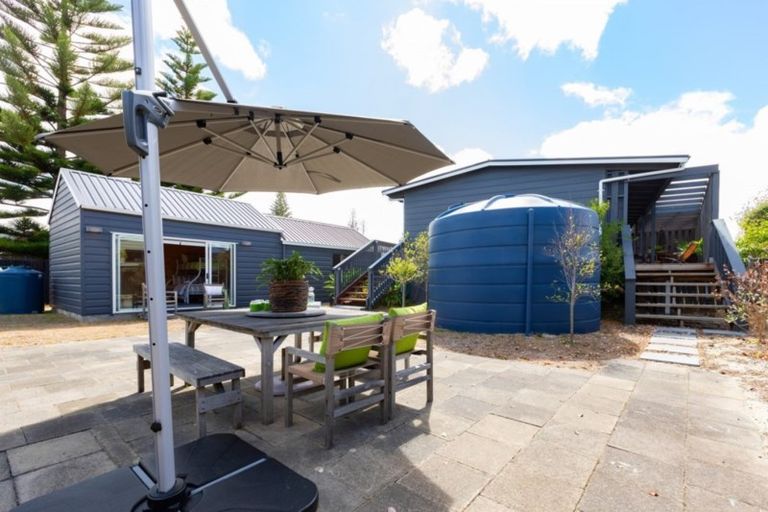 Photo of property in 17 Dornie Place, Omaha, Warkworth, 0986