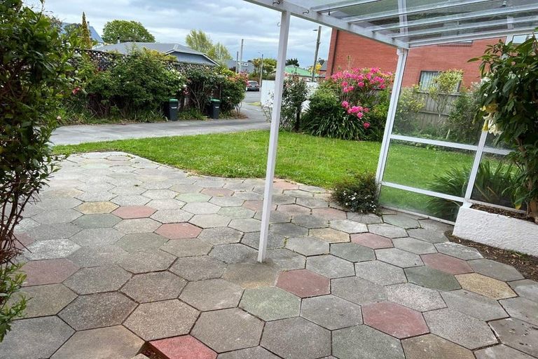 Photo of property in 16 Bradshaw Terrace, Riccarton, Christchurch, 8011