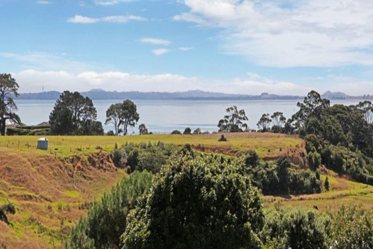 Photo of property in 481b Grahams Beach Road, Manukau Heads, Waiuku, 2684