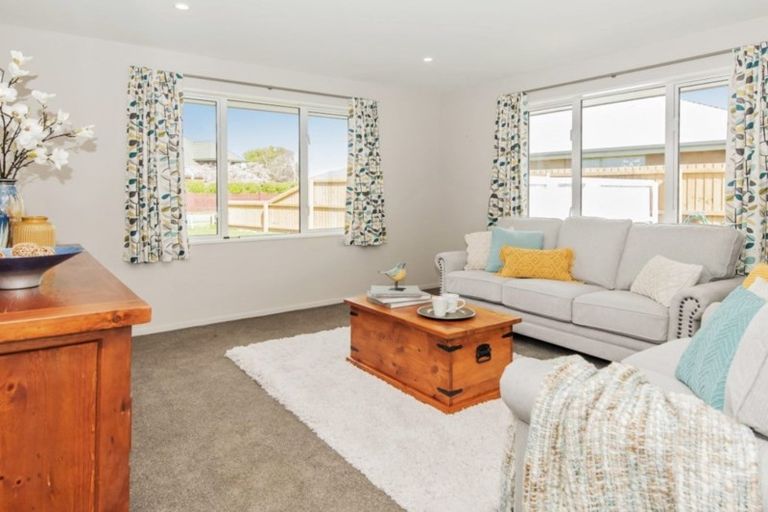 Photo of property in 30 Burnham School Road, Rolleston, 7614