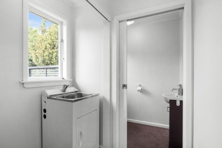 Photo of property in 17 Veronica Avenue, Marewa, Napier, 4110