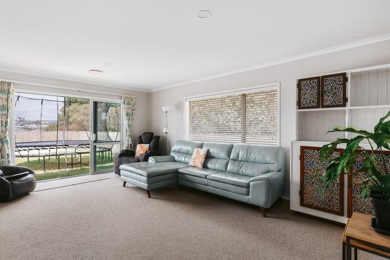 Photo of property in 87 Margaret Drive, Omokoroa, 3114