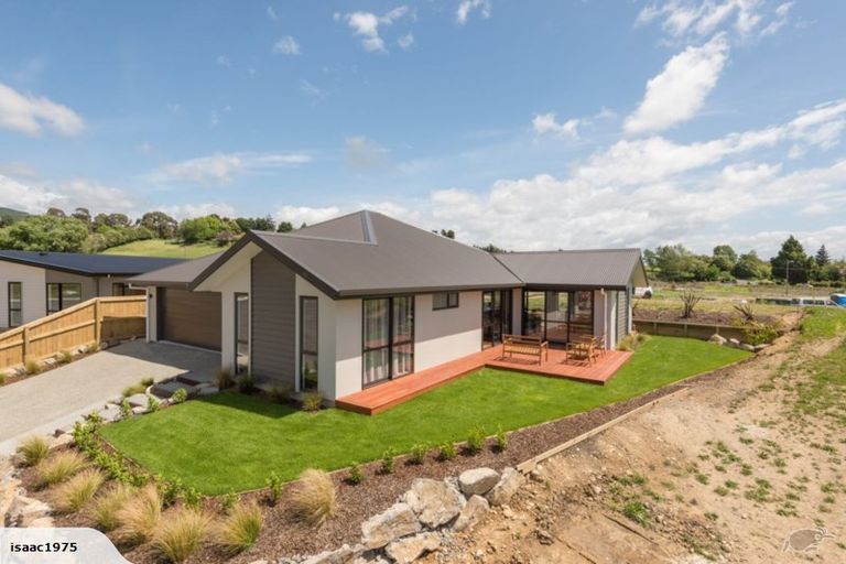 Photo of property in 8 Tarn Close, Richmond, 7020