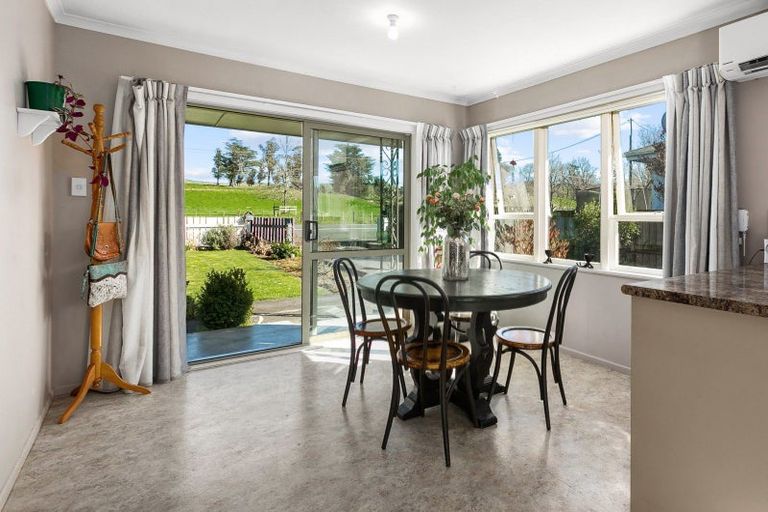 Photo of property in 69 Great North Road, Waipawa, 4210