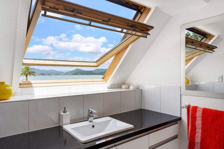 Photo of property in 31 Golden Hills Drive, Pauanui, Hikuai, 3579