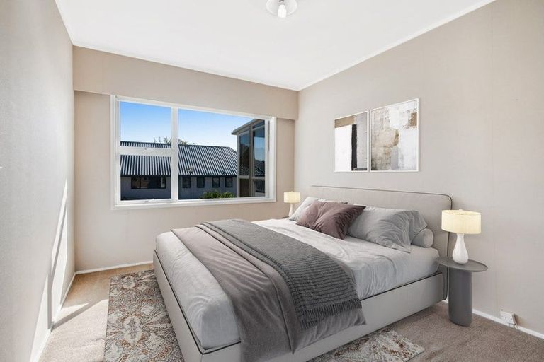 Photo of property in 2/2 Tower Hill, Stanmore Bay, Whangaparaoa, 0930