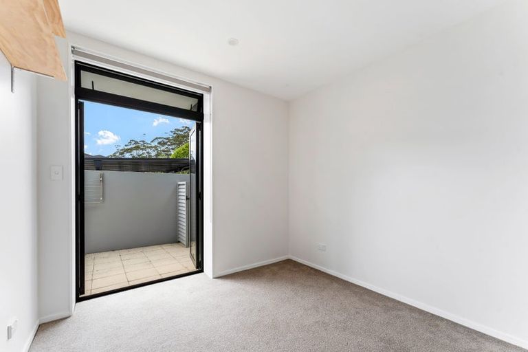 Photo of property in 7c Botanical Drive, Silverdale, 0932