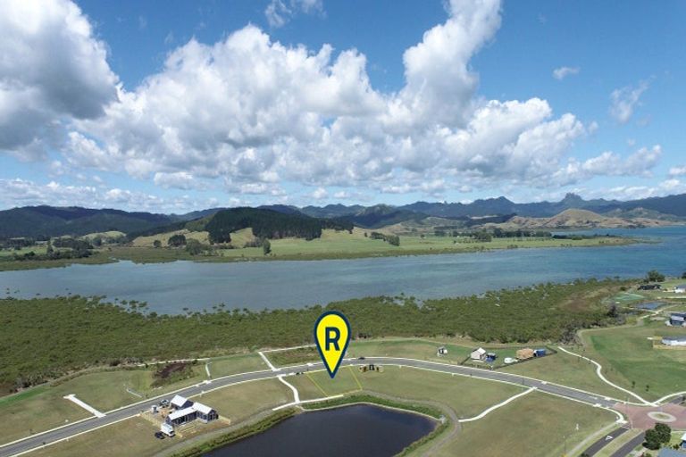 Photo of property in 224 Hamiora Street, Matarangi, 3592