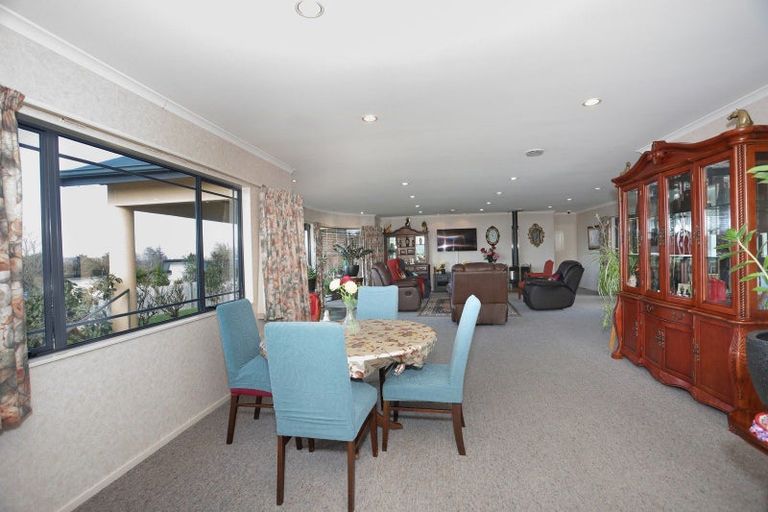 Photo of property in 3 Hillview Place, Feilding, 4702