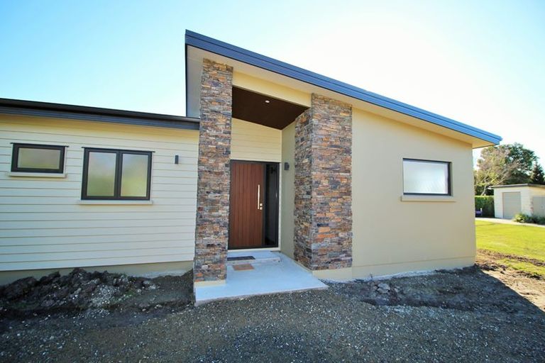Photo of property in 53 Airedale Road, Weston, Oamaru, 9401