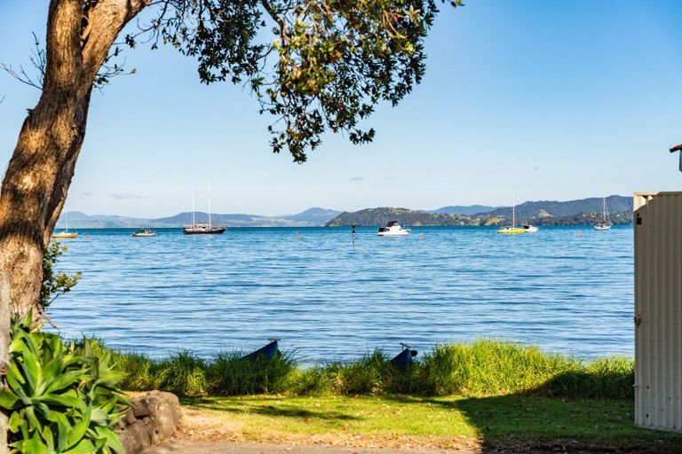 Photo of property in 6 Cornfoot Avenue, Whangarei Heads, Whangarei, 0174